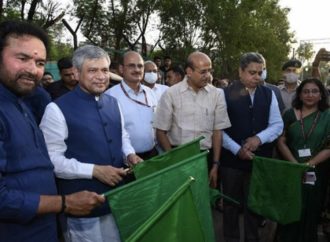 Shri G Kishan Reddy and Shri Ashwini Vaishnaw flag off the Bharat Gaurav Tourist Train operating on the Ramayana Circuit from Delhi Safdarjung Railway Station today