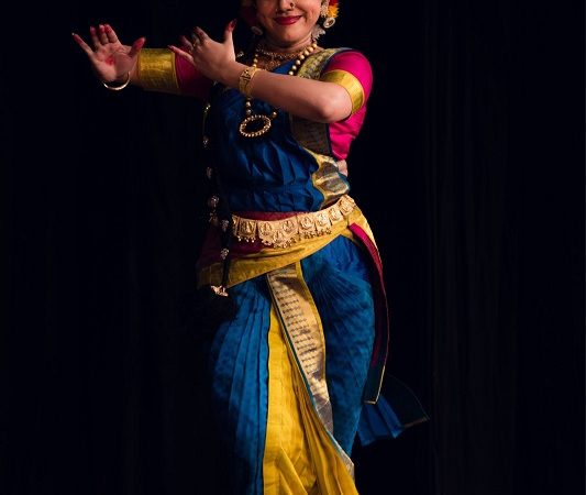 Internationally established Kuchipudi Dancer Aparna Satheesan is honored with Bharatha Shastra Nrithya Praveena National Award 2021