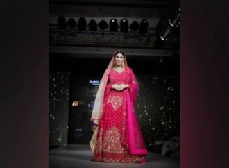 Universal Indian Entertainment Production hosts yet another glamorous Award Show glittering with renowned celebrities!